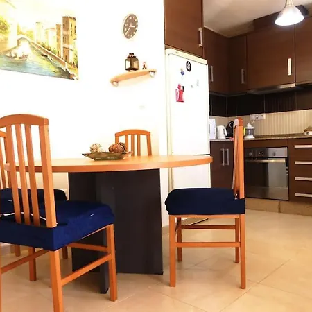 Penthouse Duplex Mediterraneo Sea Views شقة تورّيفيِخا